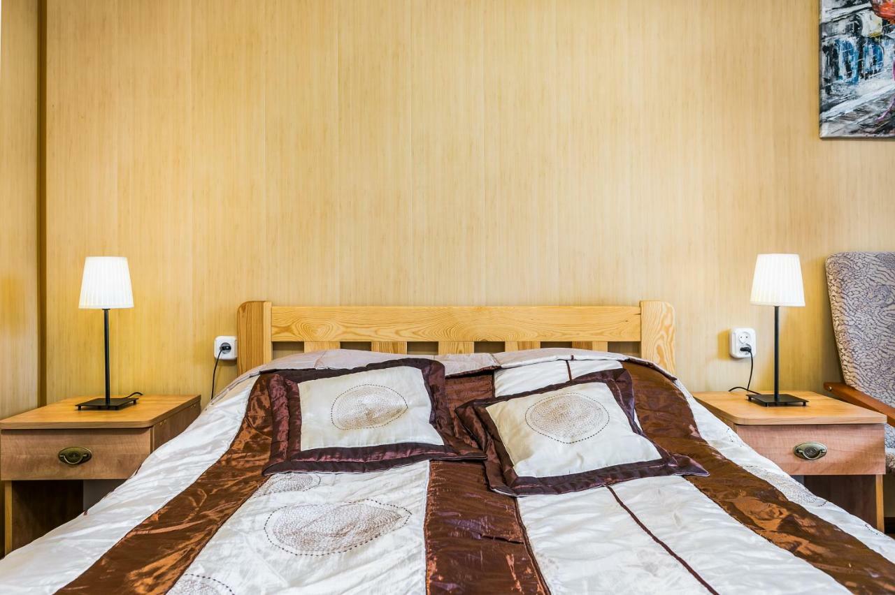 Dom Goscinny Marcela Rewal Exteriör bild